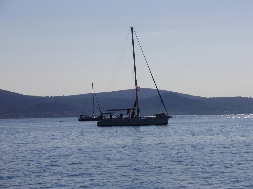 Apartments Batarilo Biograd Na Moru Eksteriør billede