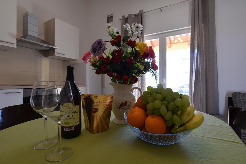 Apartments Batarilo Biograd Na Moru Eksteriør billede