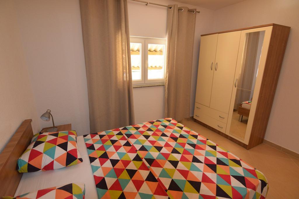 Apartments Batarilo Biograd Na Moru Eksteriør billede
